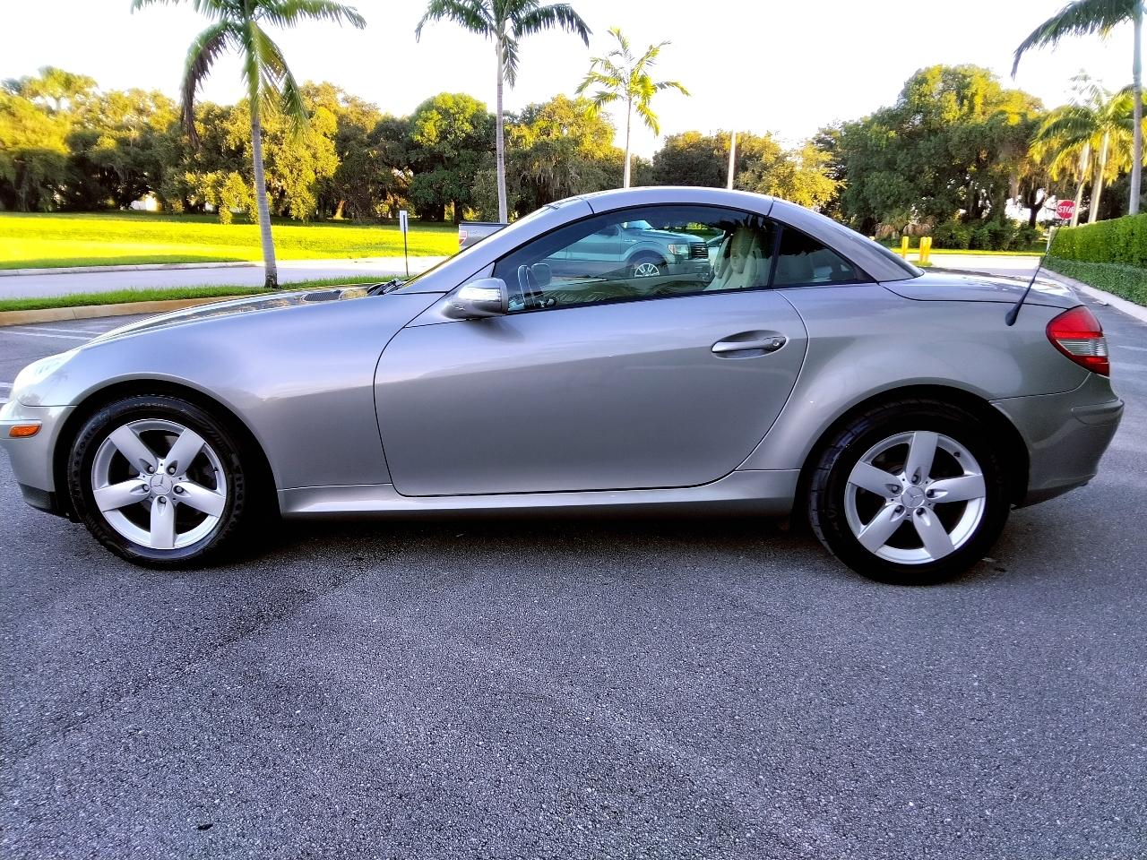 Mercedes-Benz SLK-Class photo 45