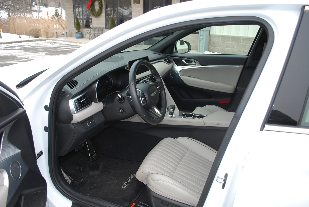 Genesis G70 3.3T AWD 2022