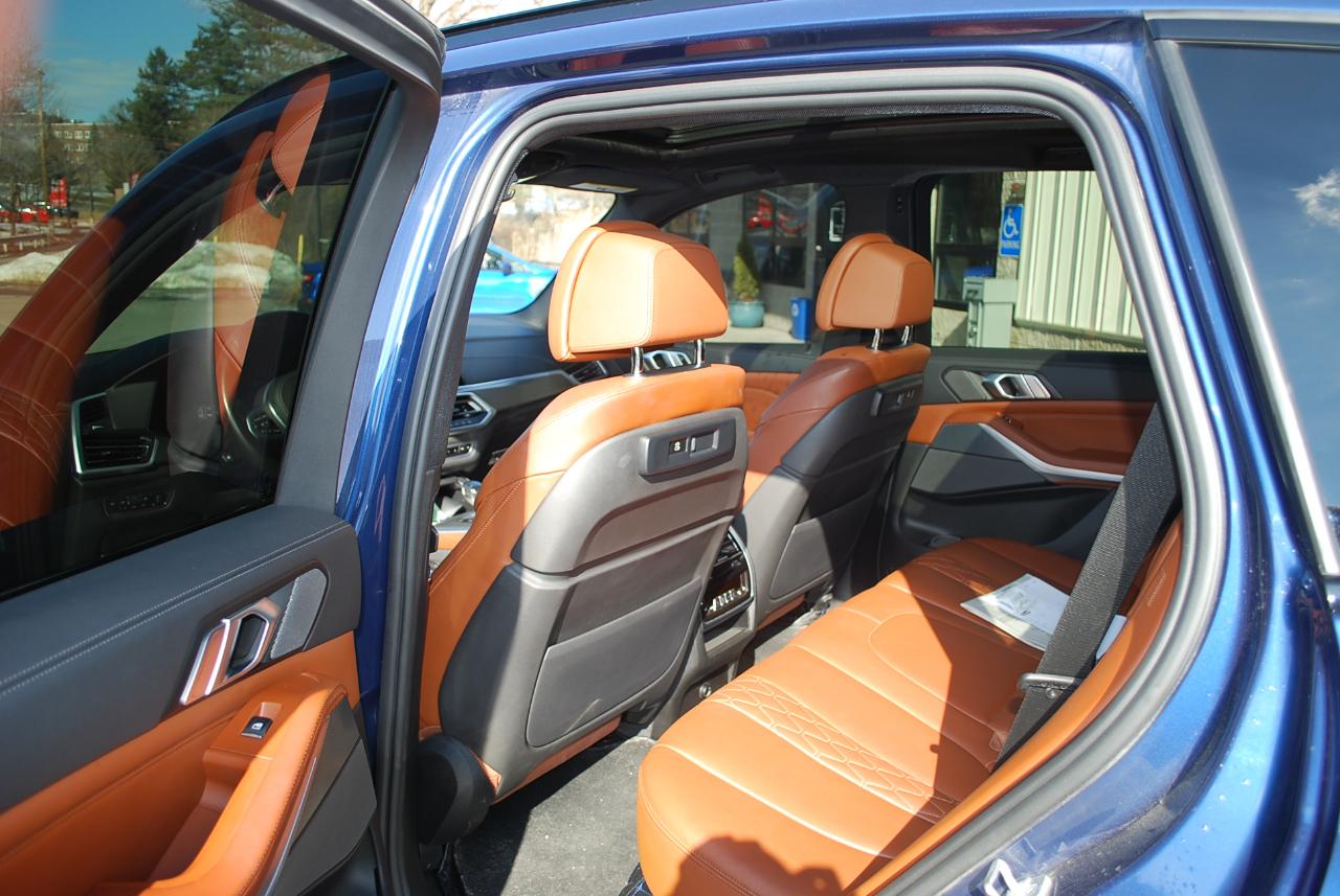 BMW X5 xDrive40i Sports Activity Vehicle 2021