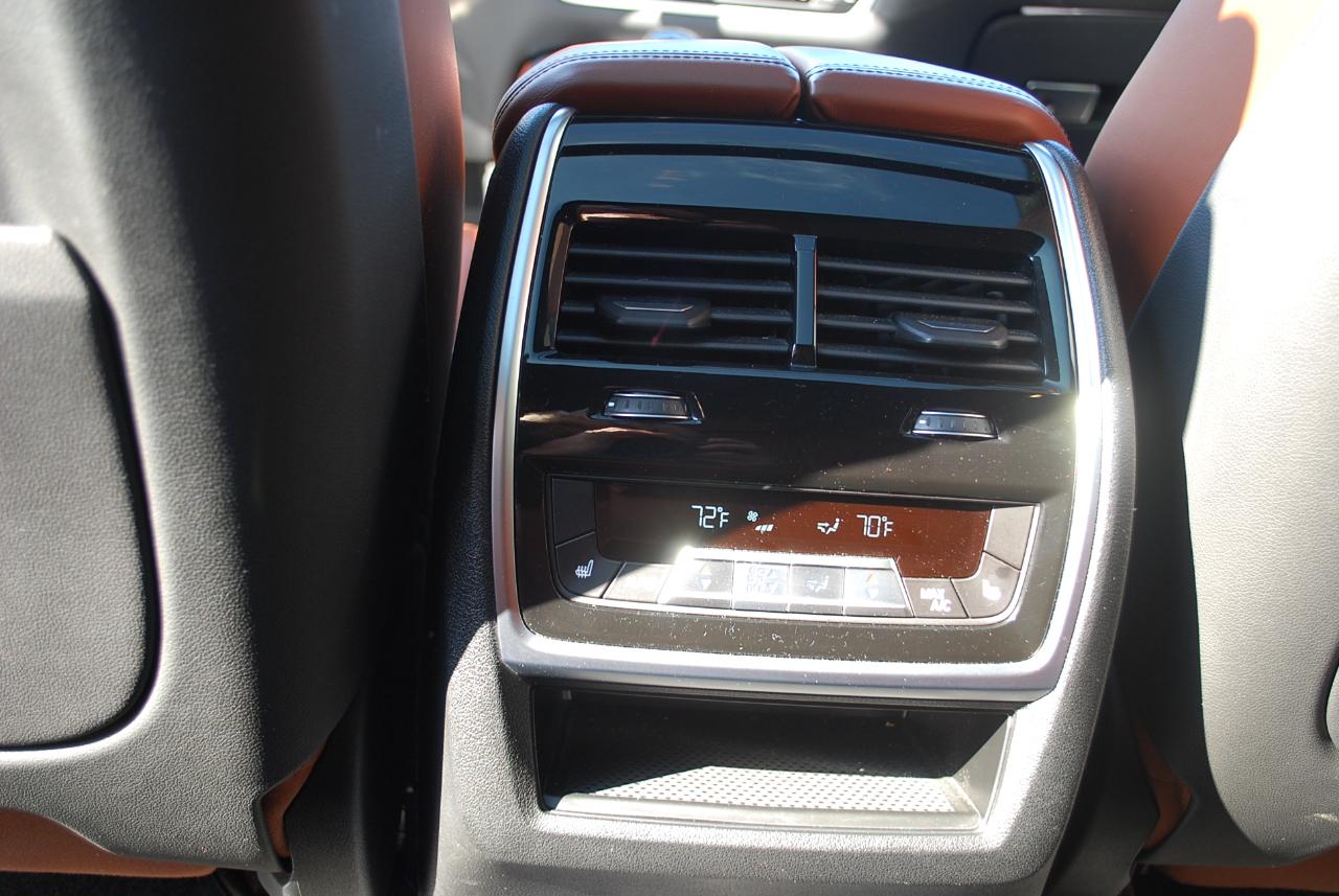 BMW X5 xDrive40i Sports Activity Vehicle 2021