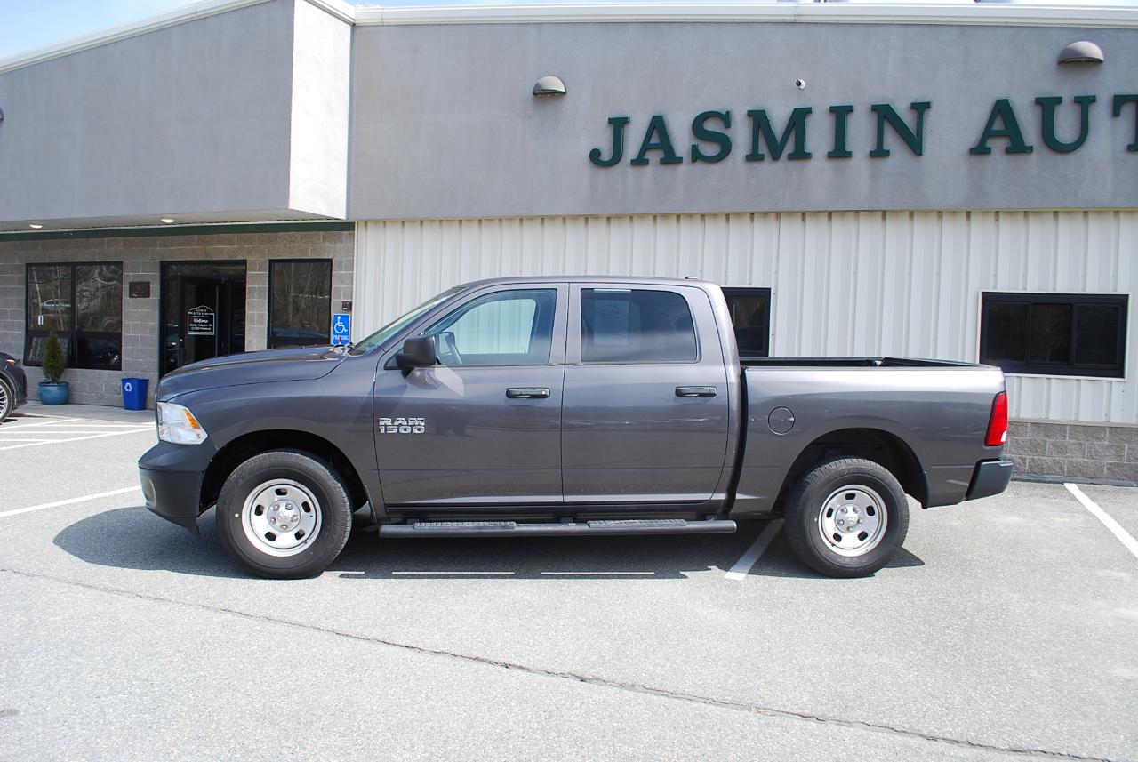 View vehicle photo 3