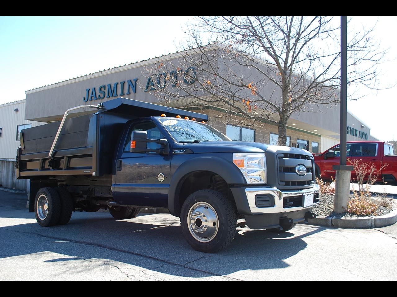 Ford Super Duty F-550 DRW 4WD Reg Cab 141" WB 60" CA XL 2016