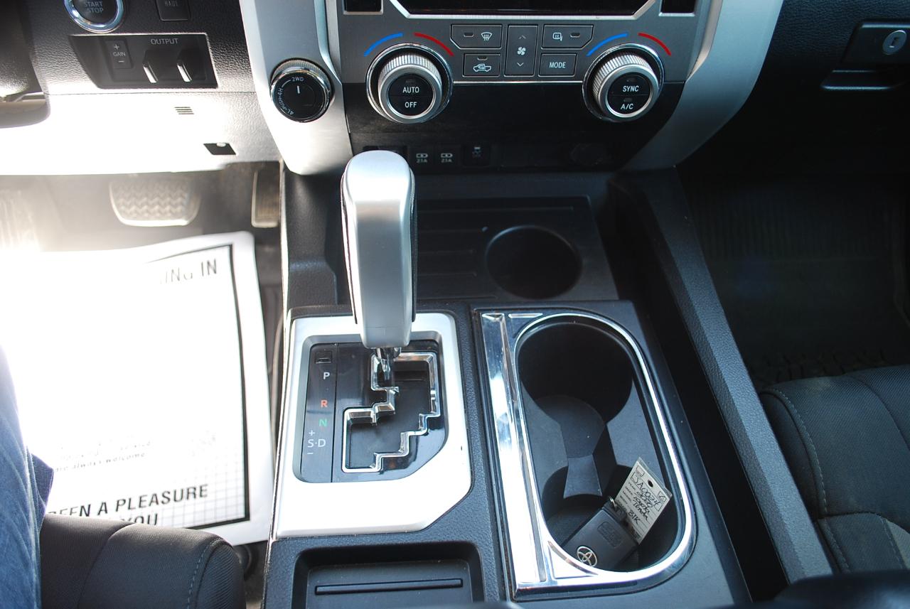 Toyota Tundra 4WD SR5 Double Cab 6.5' Bed 5.7L (Natl) 2020