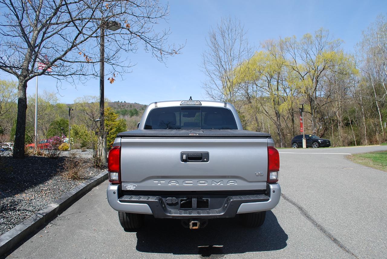 Toyota Tacoma 4WD TRD Sport Double Cab 5' Bed V6 AT (Natl) 2019