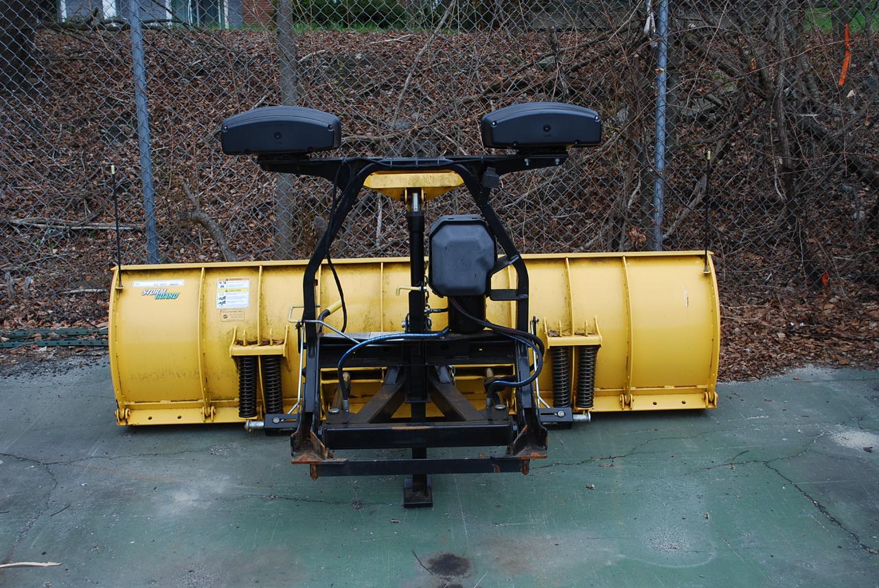 Ford Super Duty F-350 SRW XLT 4WD Reg Cab 8' Box 2017