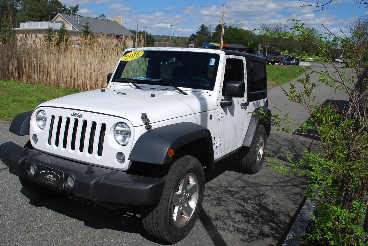 Jeep Wrangler 4WD 2dr Sport 2016