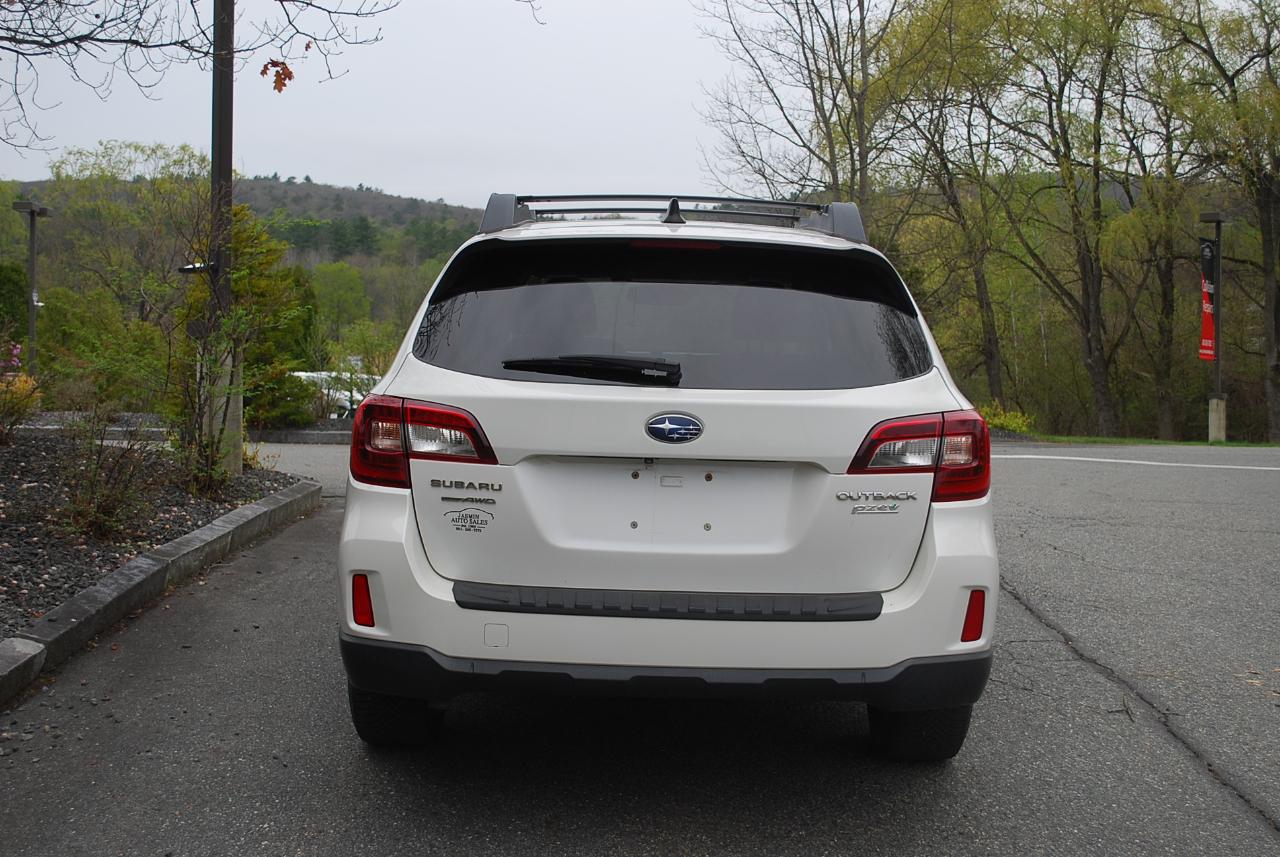 Subaru Outback 4dr Wgn 2.5i Limited PZEV 2016