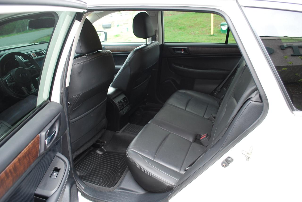 Subaru Outback 4dr Wgn 2.5i Limited PZEV 2016