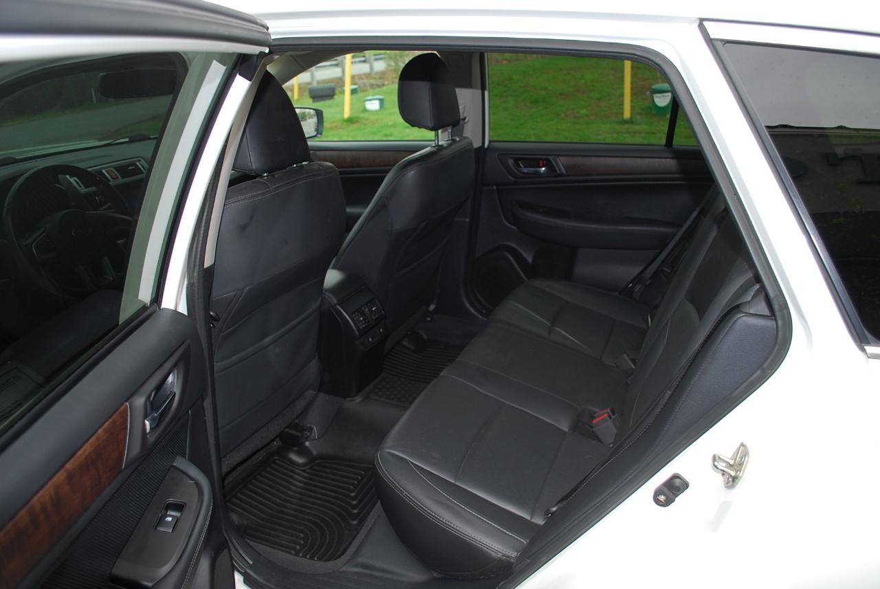 Subaru Outback 4dr Wgn 2.5i Limited PZEV 2016