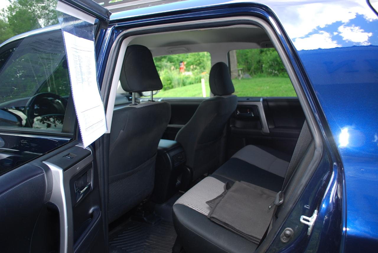 Toyota 4Runner SR5 4WD (Natl) 2021