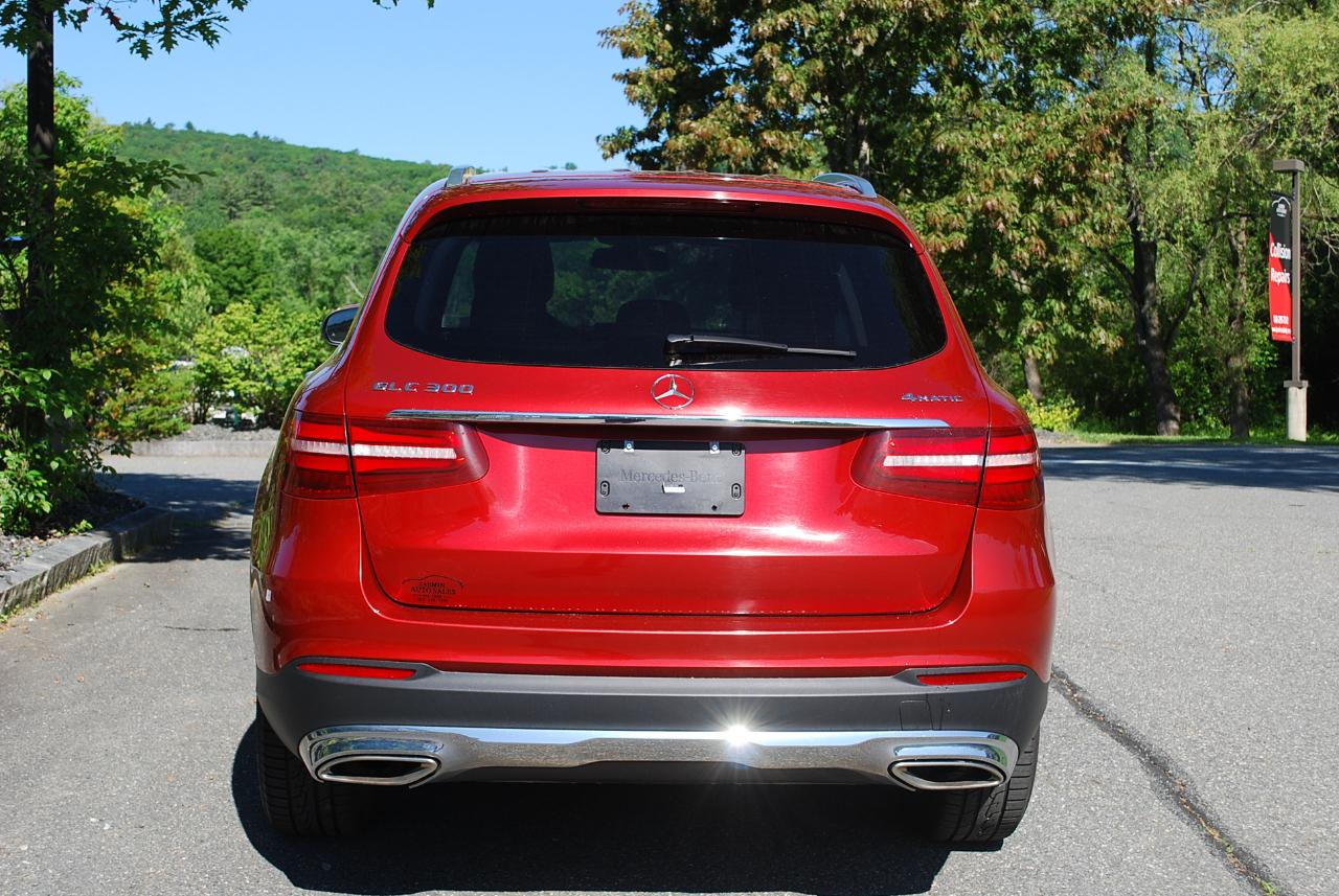 Mercedes-Benz GLC GLC 300 4MATIC SUV 2018