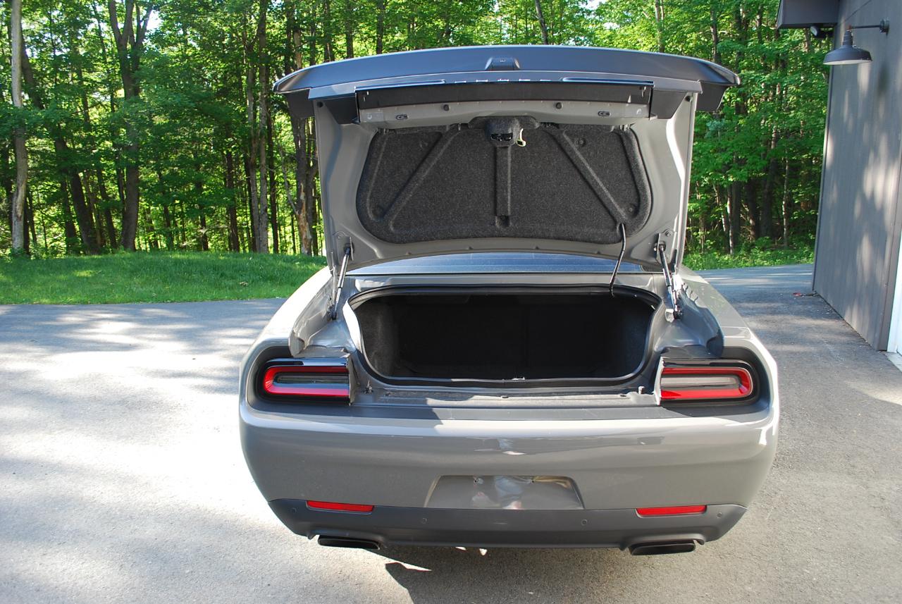 Dodge Challenger SRT Hellcat Redeye RWD 2019