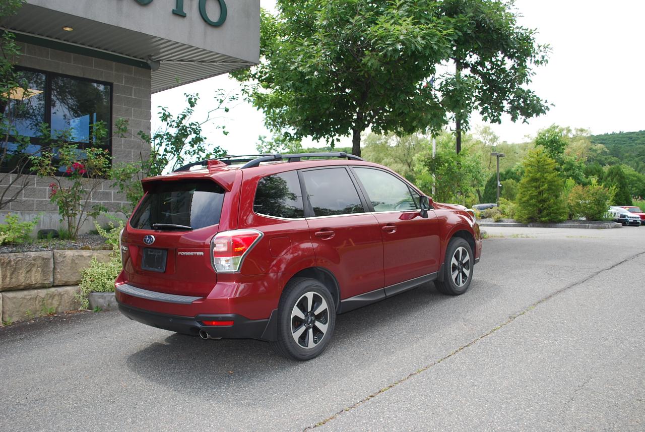 Subaru Forester 2.5i Limited CVT 2018