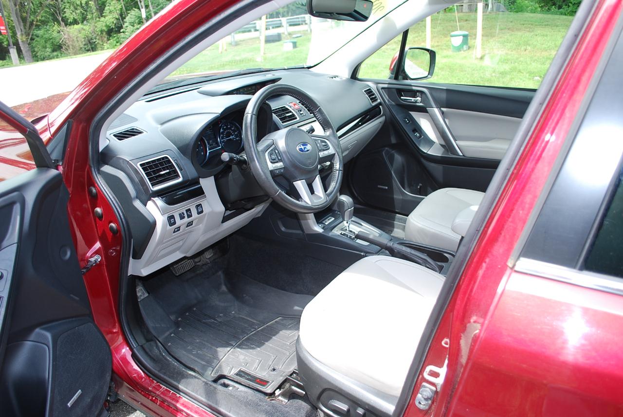 Subaru Forester 2.5i Limited CVT 2018