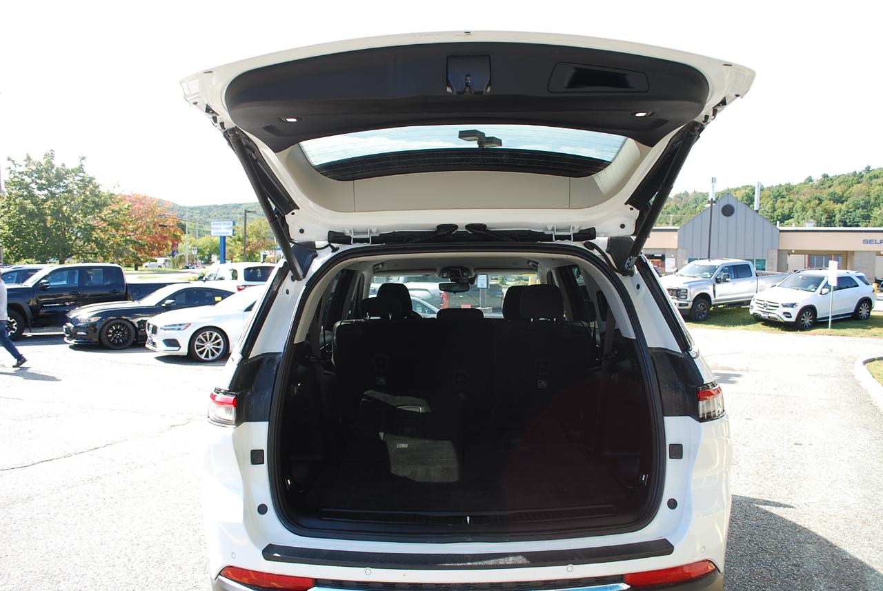 Jeep Grand Cherokee L Laredo 4x4 2021