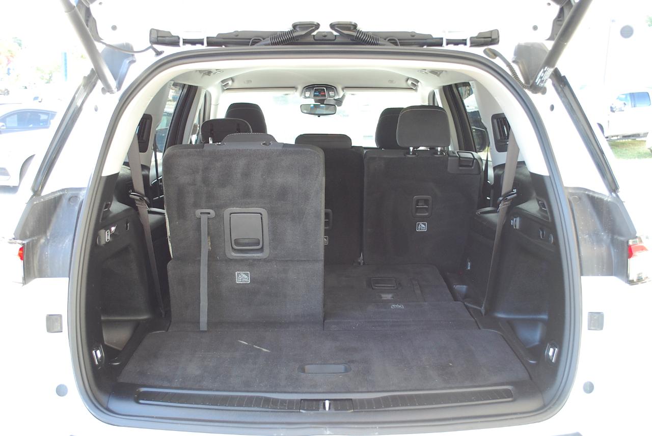 Jeep Grand Cherokee L Laredo 4x4 2021