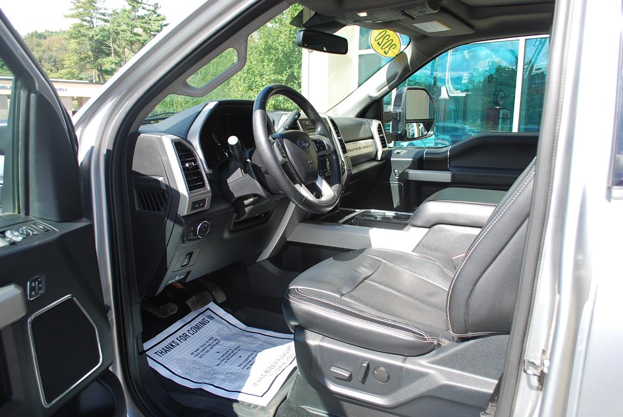 Ford Super Duty F-350 SRW Lariat 4WD Crew Cab 6.75' Box 2020