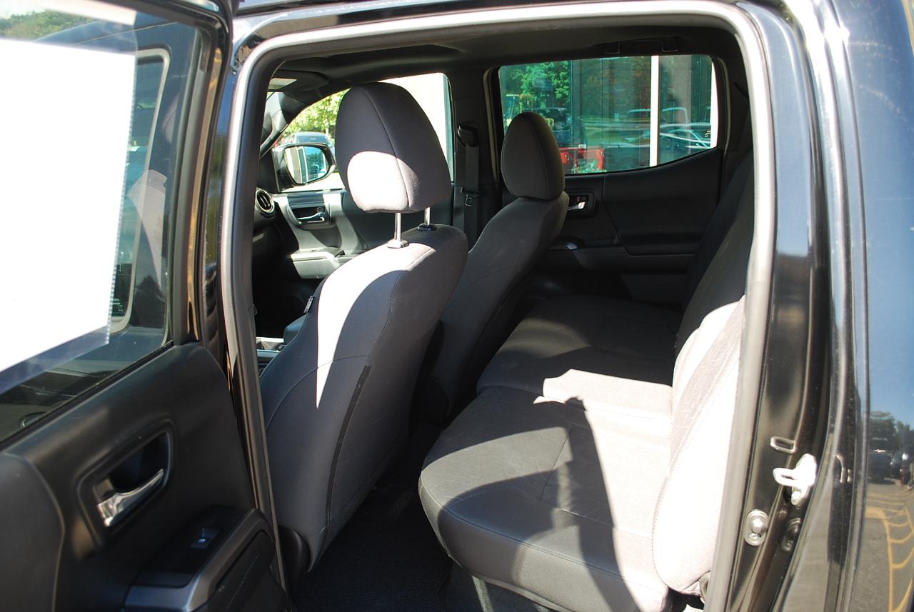 Toyota Tacoma 4WD Double Cab V6 MT TRD Off Road (Natl) 2016