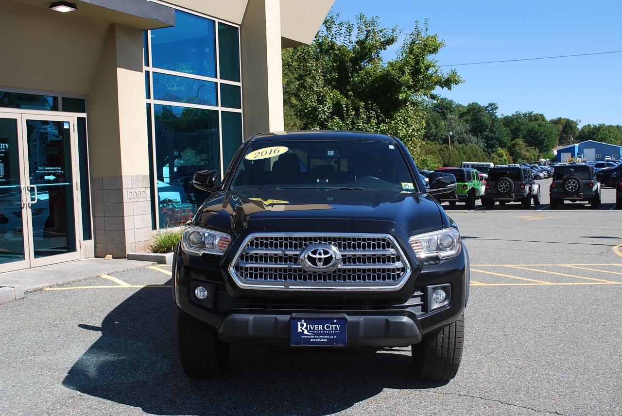 Toyota Tacoma 4WD Double Cab V6 MT TRD Off Road (Natl) 2016