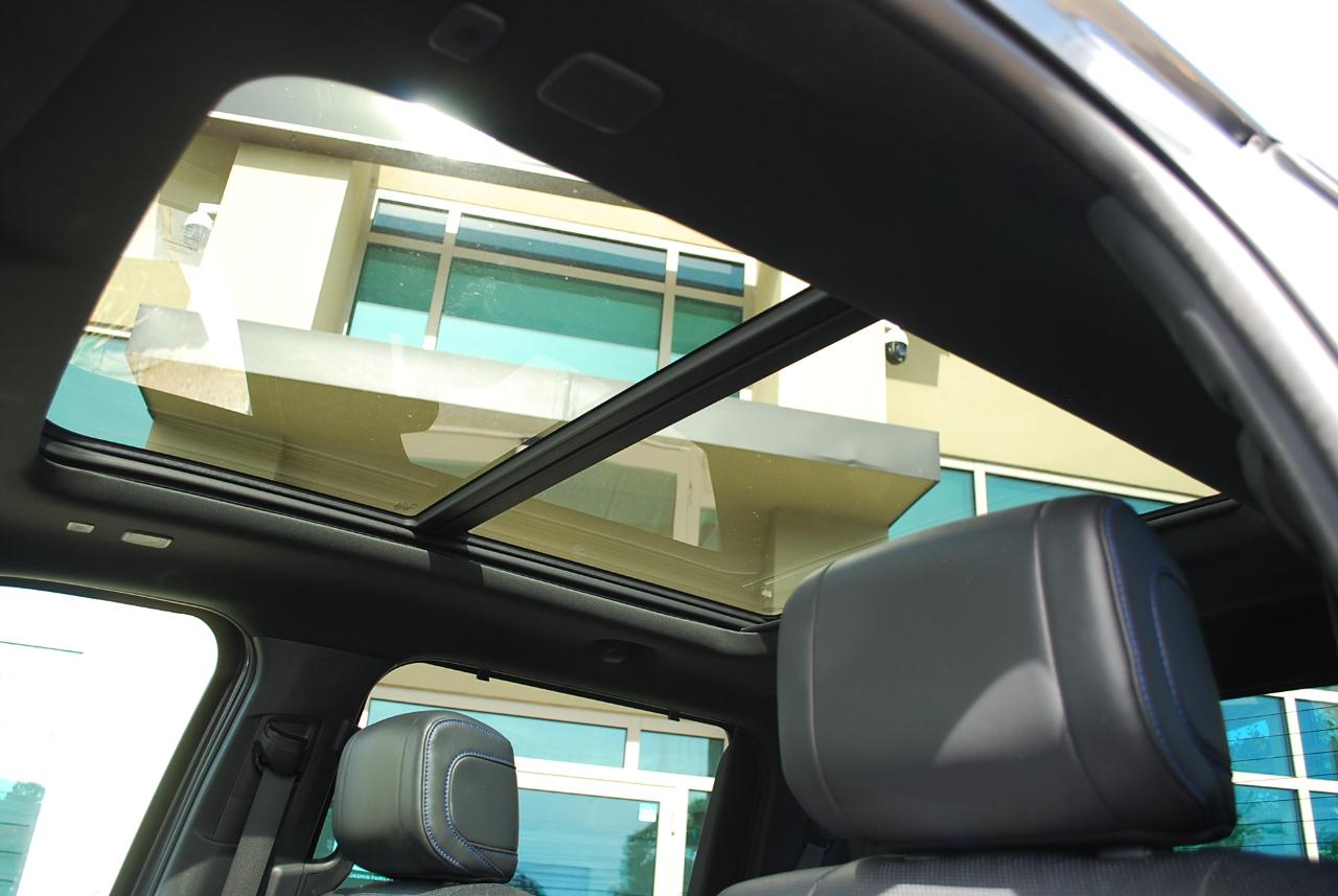 Toyota Tundra 4WD Platinum CrewMax 5.5' Bed (Natl) 2023