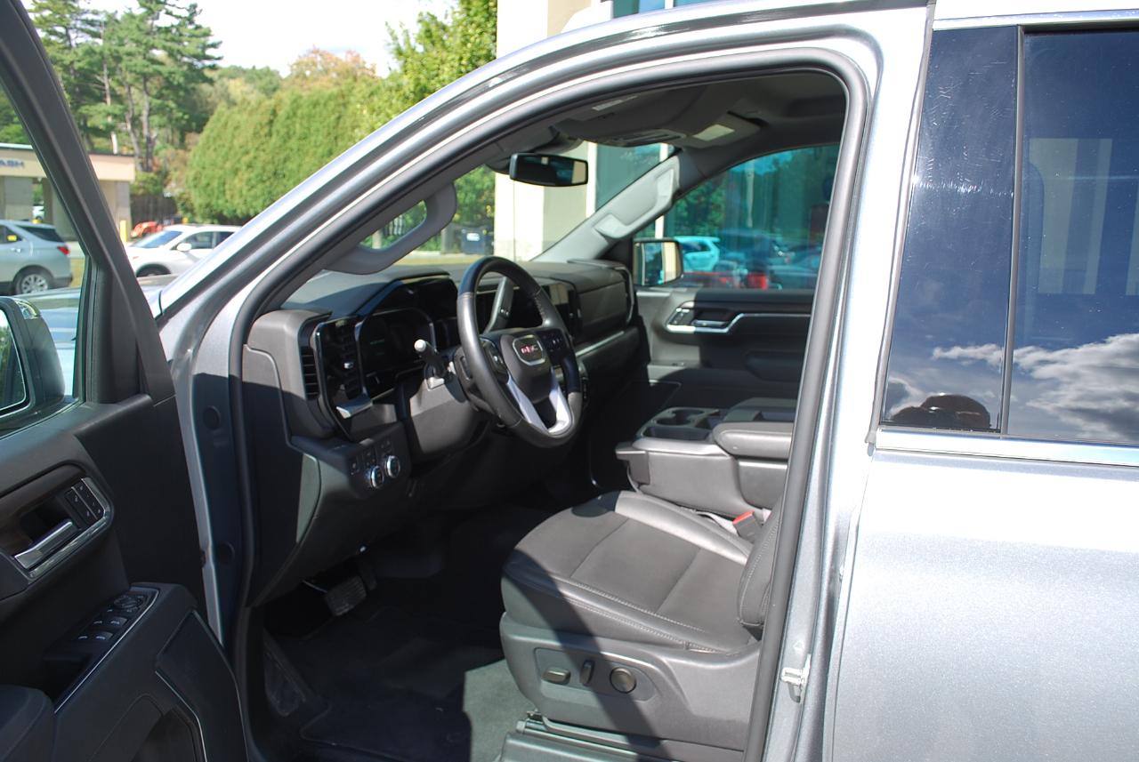 GMC Sierra 1500 4WD Crew Cab 147" SLT 2026