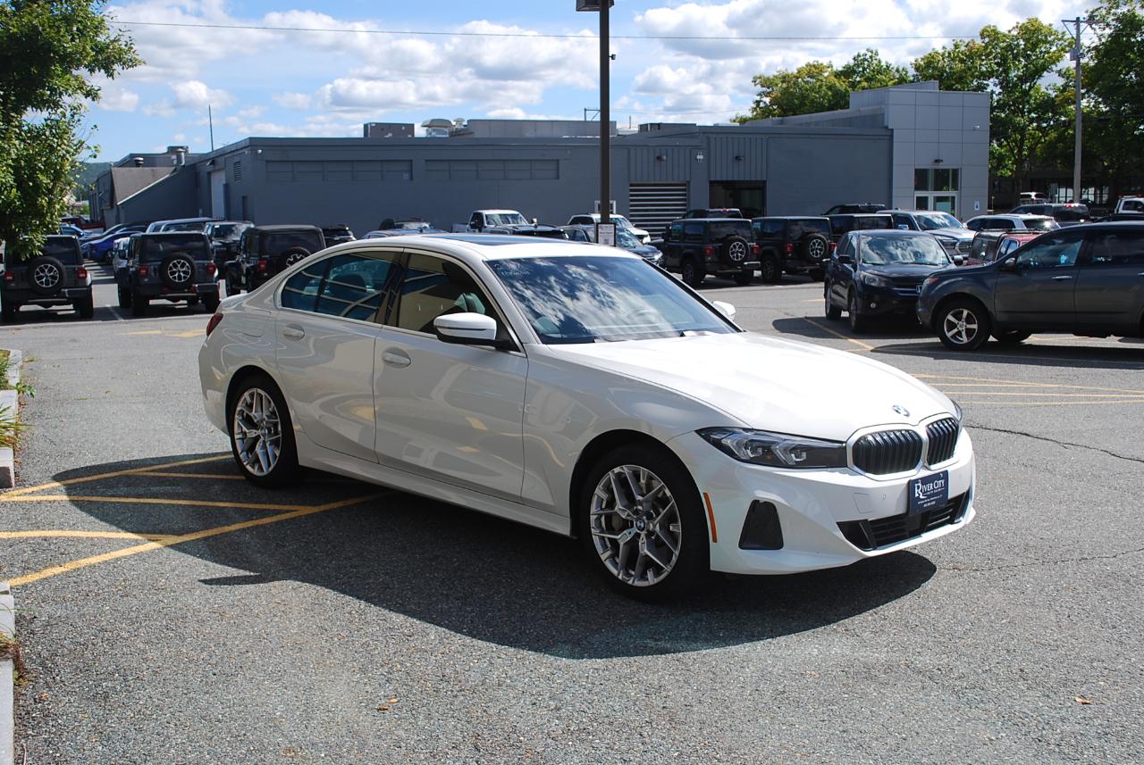 BMW 3 Series 330i NA xDrive Sedan 2026
