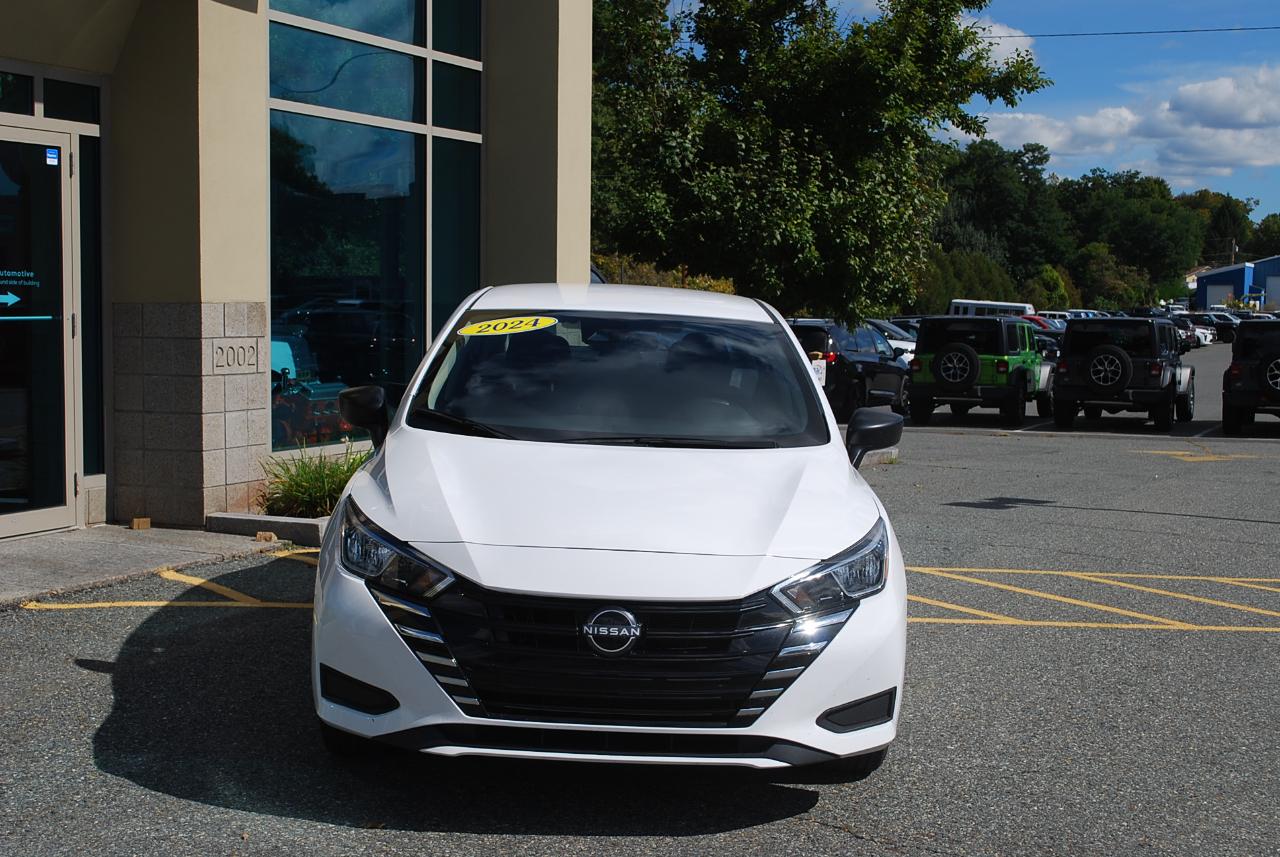Nissan Versa S CVT 2024