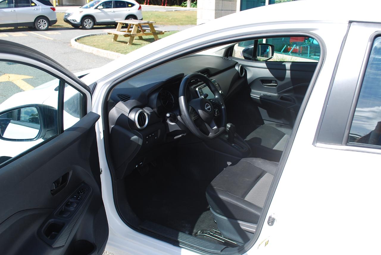 Nissan Versa S CVT 2024