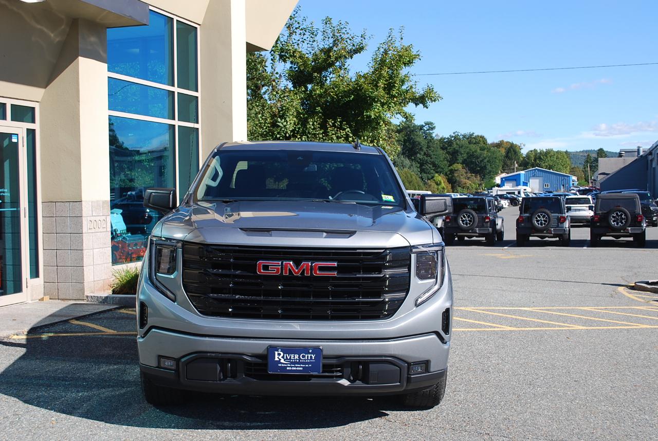 GMC Sierra 1500 4WD Crew Cab 147" Elevation w/3VL 2024