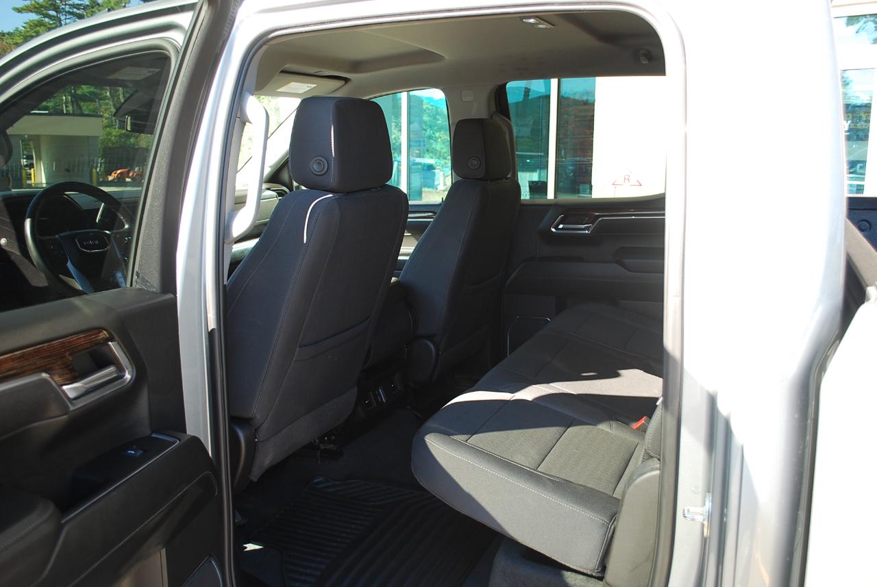 GMC Sierra 1500 4WD Crew Cab 147" Elevation w/3VL 2024