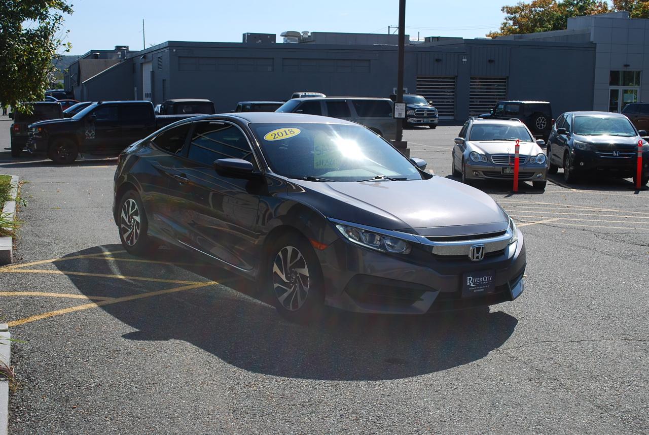 Honda Civic Coupe LX CVT 2018