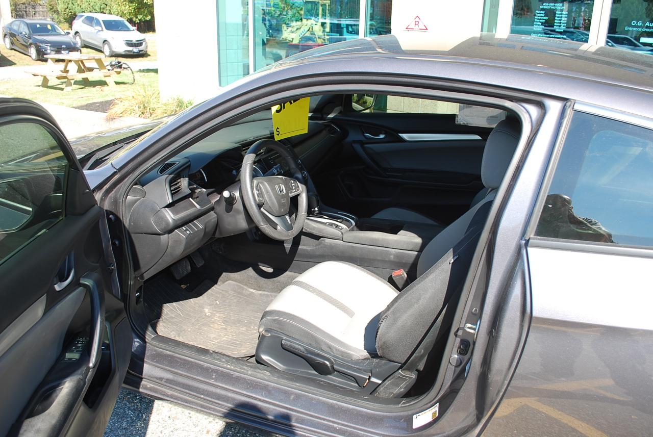 Honda Civic Coupe LX CVT 2018