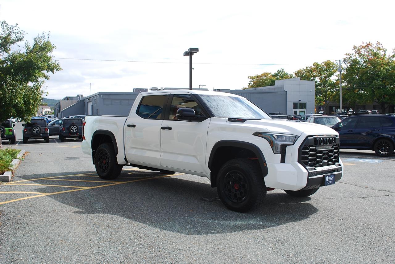 Toyota Tundra 4WD TRD Pro Hybrid CrewMax 5.5' Bed (Natl) 2026
