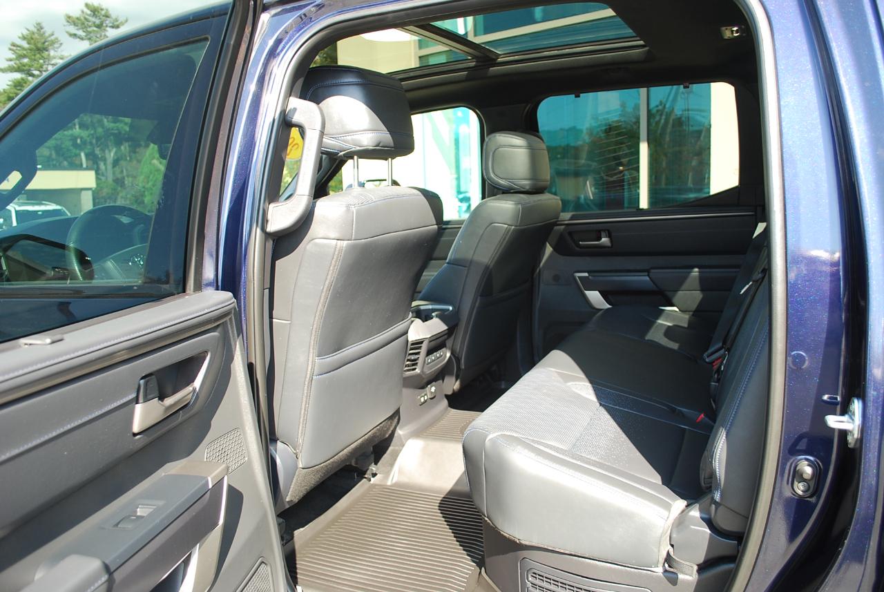 Toyota Tundra 4WD Platinum Hybrid CrewMax 5.5' Bed 3.5L (Natl) 2026