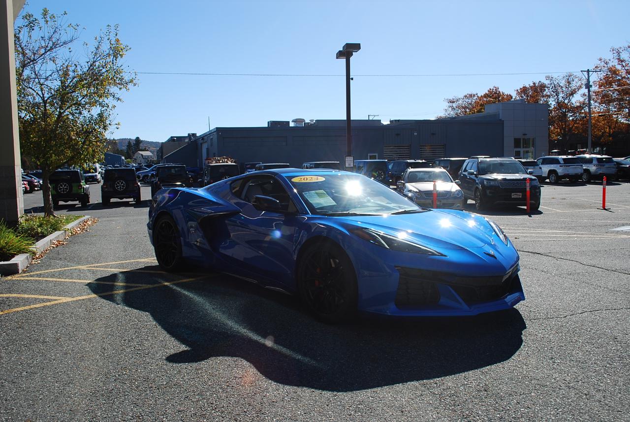 Chevrolet Corvette 2dr Z06 Cpe w/3LZ 2024