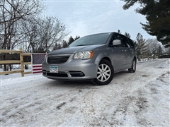 2015 Chrysler Town & Country 