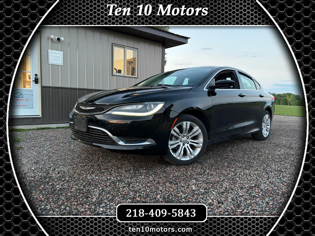 2016 Chrysler 200 Limited's photo