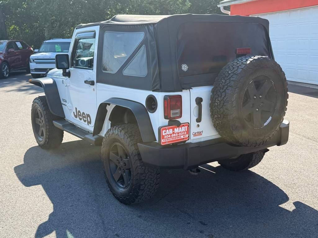 2013 Jeep Wrangler Sport photo 4