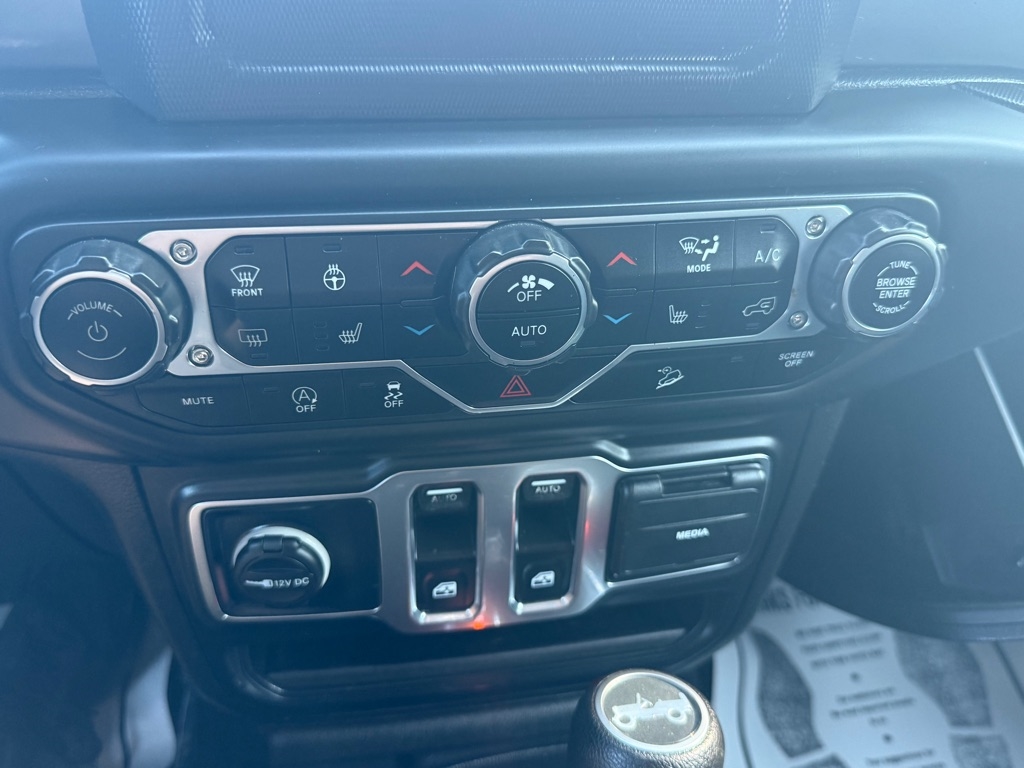 Jeep Wrangler  2019