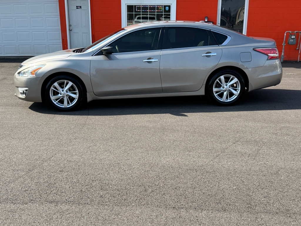 2015 Nissan Altima 2.5 photo 3