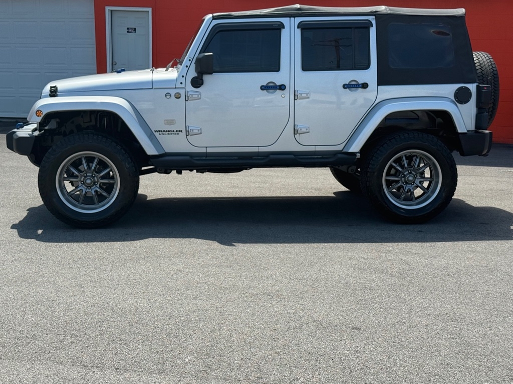 2011 Jeep Wrangler Anniversary Edition photo 3