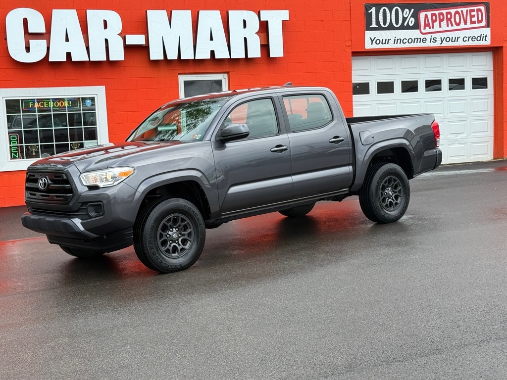 2016 Toyota Tacoma Double Cab photo 2