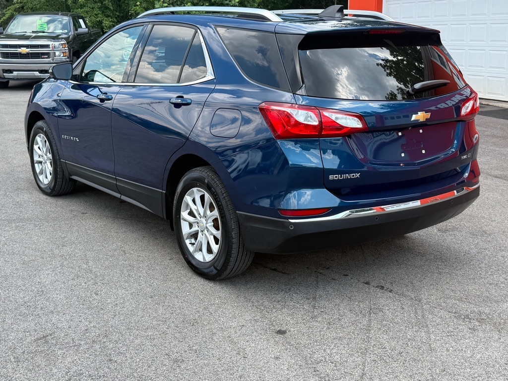 2019 Chevrolet Equinox LT photo 3