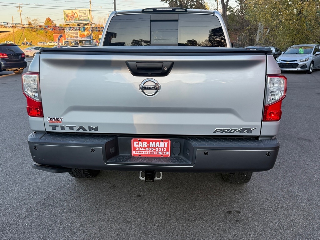 Nissan Titan SV 2018