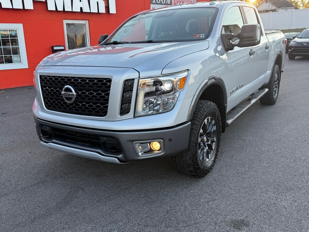 Nissan Titan SV 2018