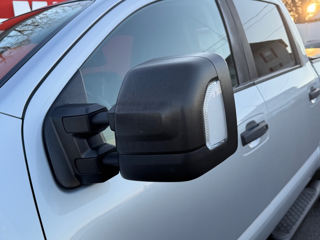 Nissan Titan SV 2018