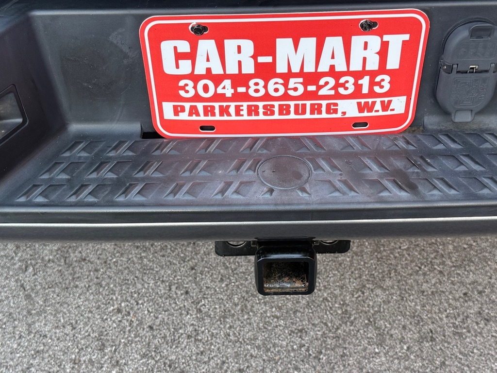 Nissan Titan SV 2018