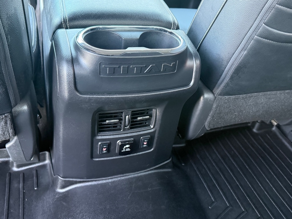 Nissan Titan SV 2018