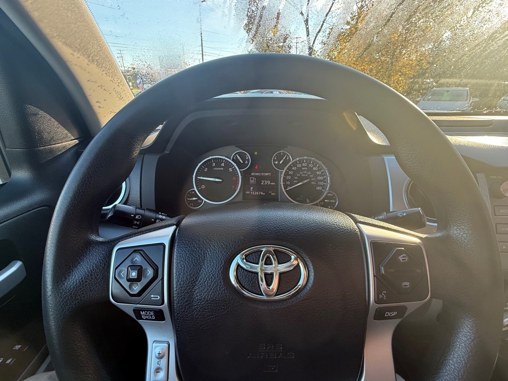 Toyota Tundra  2015