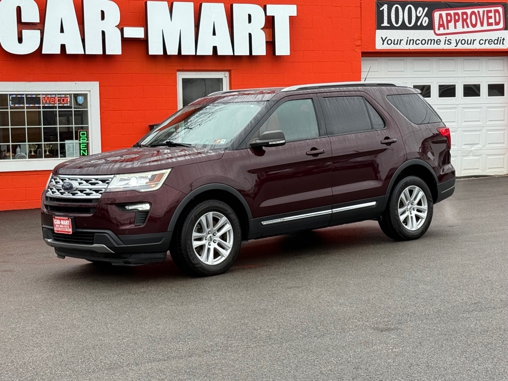 2019 Ford Explorer XLT photo 2